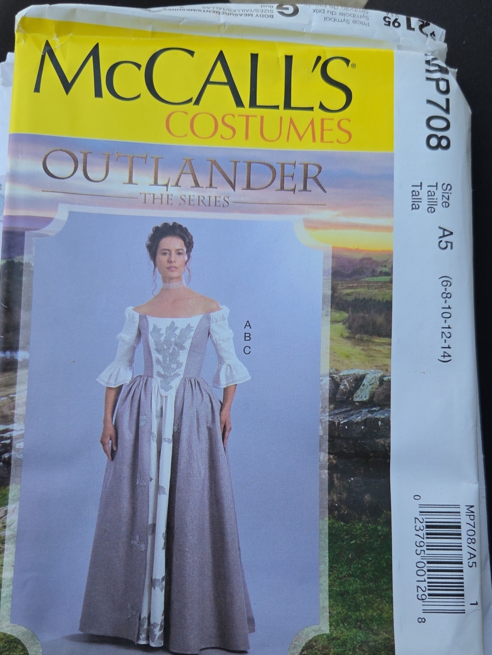 McCALL'S Outlander Costume Sewing Pattern - MP708 SIZE 6-14